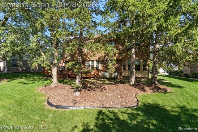 44744 Danbury Road, Canton, MI 48188