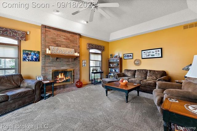 44744 Danbury Road, Canton, MI 48188
