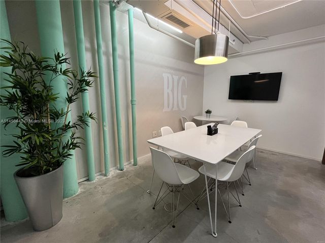 888 Biscayne Blvd, Miami, FL 33132