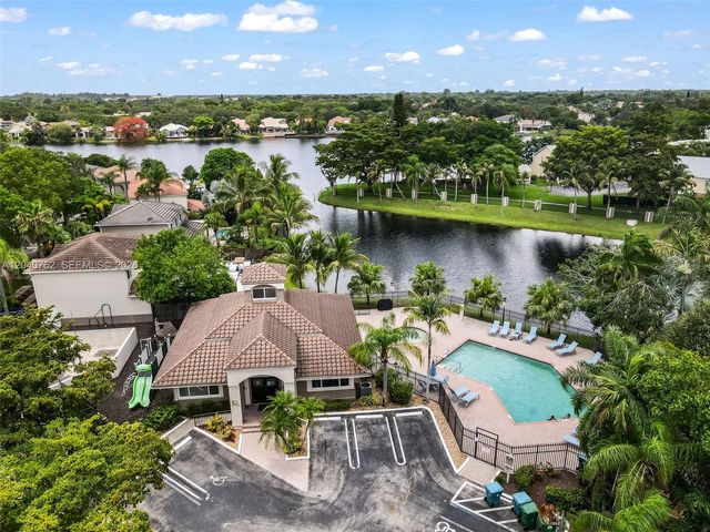 11295 Roundelay Road, Cooper City, FL 33026