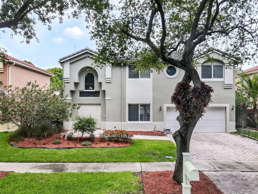 11295 Roundelay Road, Cooper City, FL 33026