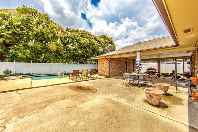 1107 Franklin Ave, Houma, LA 70360