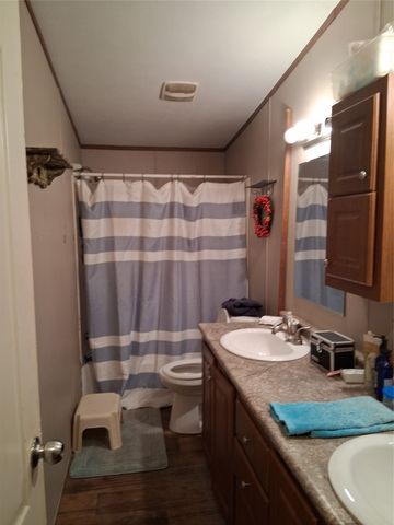 9321 Sallys Way, Alvarado, TX 76009