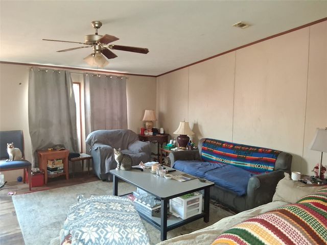 9321 Sallys Way, Alvarado, TX 76009