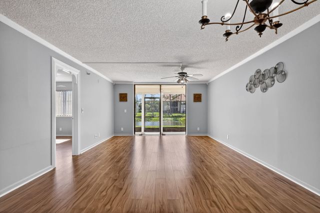 7770 Tahiti Lane 102, Lake Worth, FL 33467