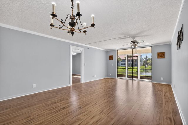 7770 Tahiti Lane 102, Lake Worth, FL 33467