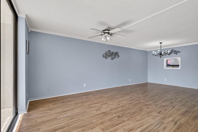 7770 Tahiti Lane 102, Lake Worth, FL 33467