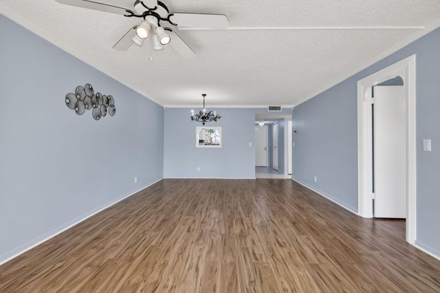 7770 Tahiti Lane 102, Lake Worth, FL 33467