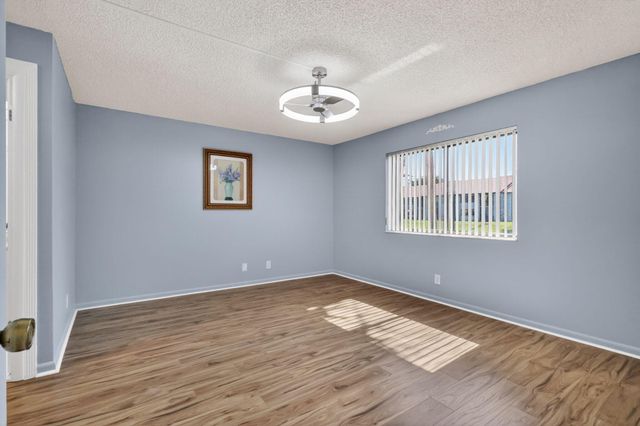 7770 Tahiti Lane 102, Lake Worth, FL 33467