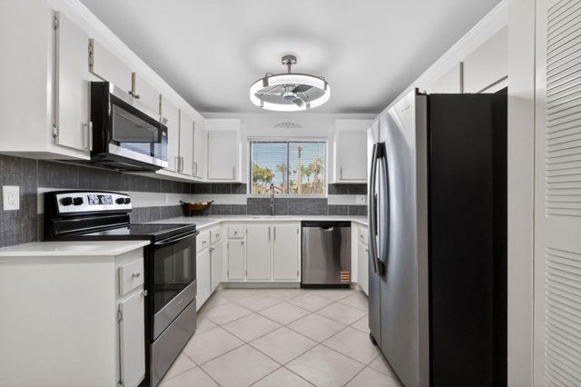 7770 Tahiti Lane 102, Lake Worth, FL 33467