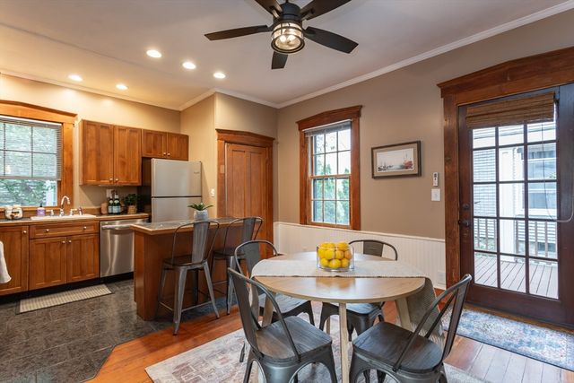 90 Walden St, New Bedford, MA 02740
