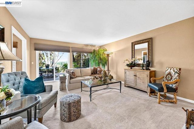 525 Silver Oak Ln, Danville, CA 94506