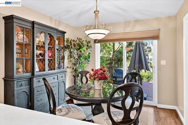 525 Silver Oak Ln, Danville, CA 94506