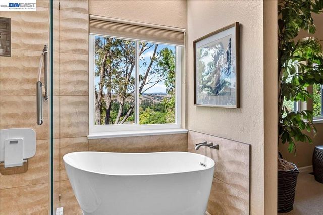 525 Silver Oak Ln, Danville, CA 94506