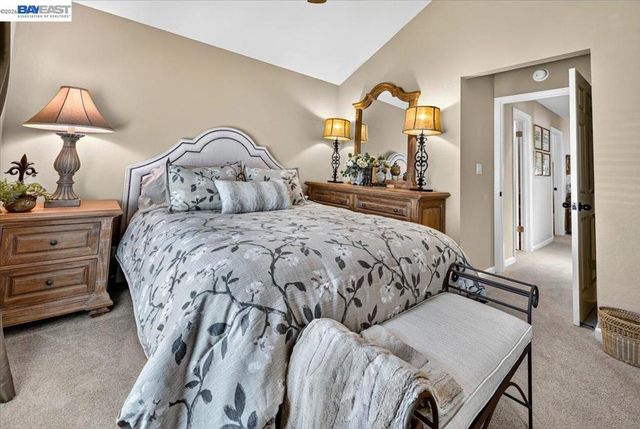 525 Silver Oak Ln, Danville, CA 94506