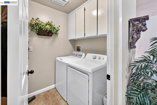 525 Silver Oak Ln, Danville, CA 94506