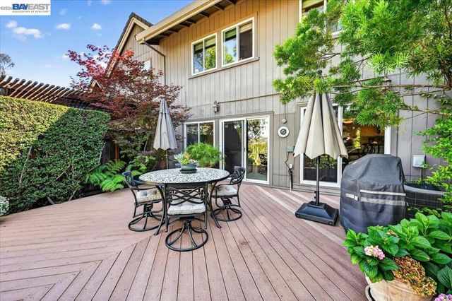 525 Silver Oak Ln, Danville, CA 94506