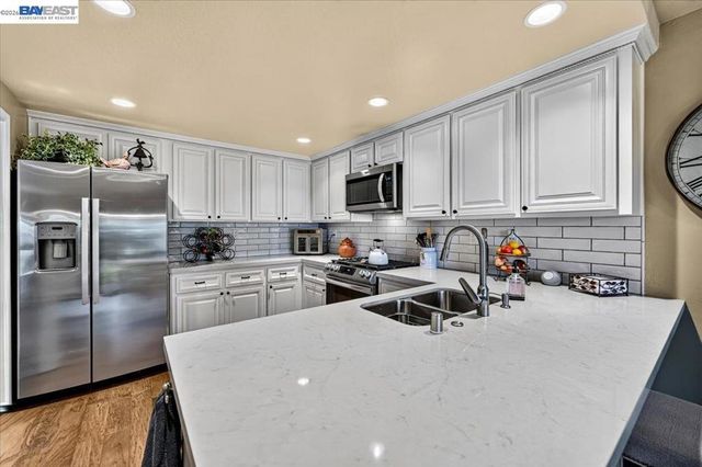 525 Silver Oak Ln, Danville, CA 94506