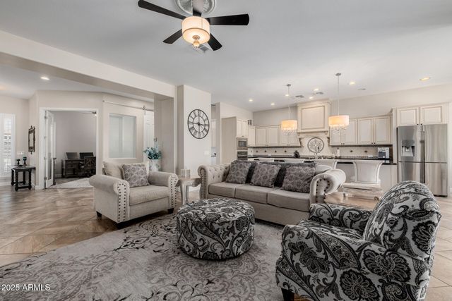 18211 W SEQUOIA Drive, Goodyear, AZ 85338