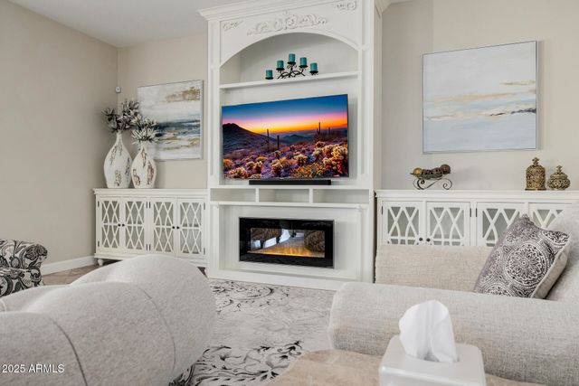 18211 W SEQUOIA Drive, Goodyear, AZ 85338