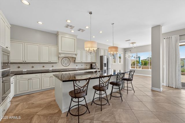 18211 W SEQUOIA Drive, Goodyear, AZ 85338