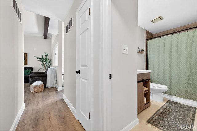 7018 Grassy Valley Drive, St Louis, MO 63129