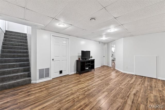 7018 Grassy Valley Drive, St Louis, MO 63129