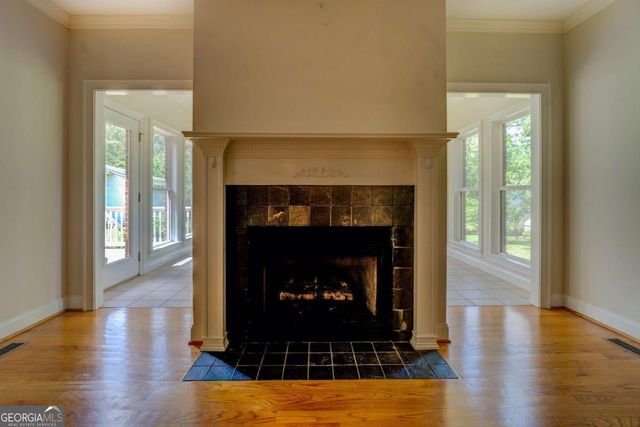 212 Willow Ridge Lane, Jackson, GA 30233