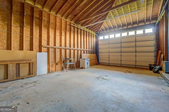 212 Willow Ridge Lane, Jackson, GA 30233