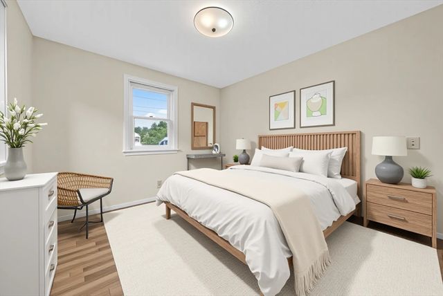 174 Rogers St, Dartmouth, MA 02748