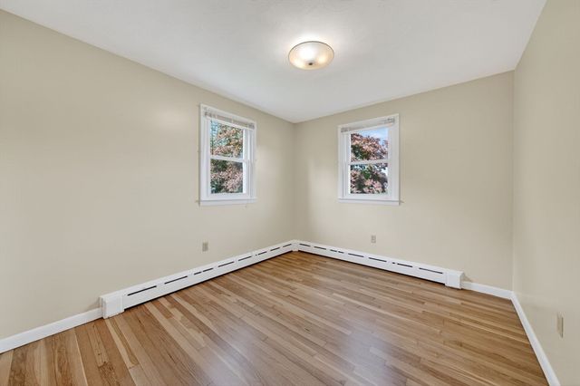 174 Rogers St, Dartmouth, MA 02748