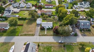 174 Rogers St, Dartmouth, MA 02748