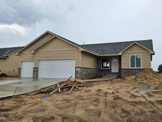 10983 W Sondra Ct, Maize, KS 67101