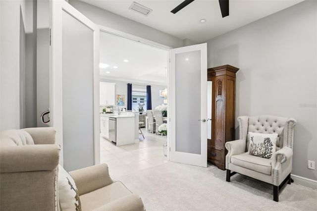 2946 TRUSTEE AVENUE, Sarasota, FL 34243