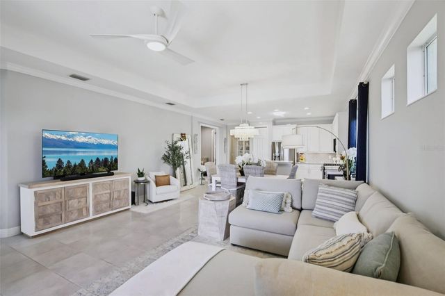 2946 TRUSTEE AVENUE, Sarasota, FL 34243