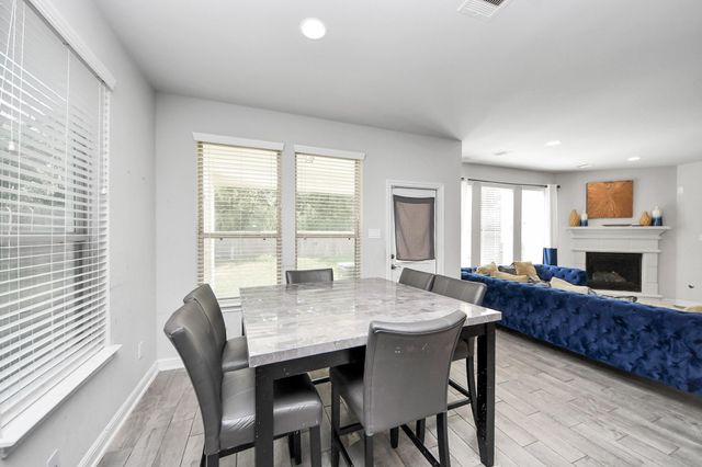 4922 Lacebark Pine Trl, Rosenberg, TX 77471