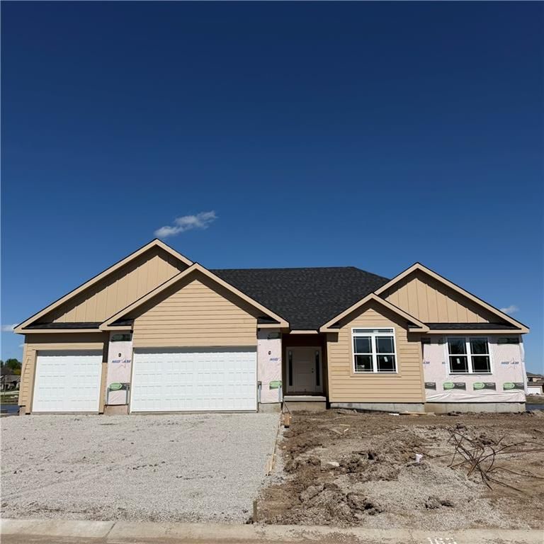 2347 Foxtail Drive, Kearney, MO 64060