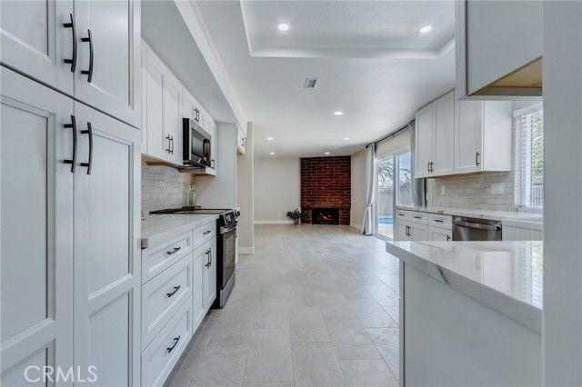 1761 N Coolcrest Avenue, Upland, CA 91784