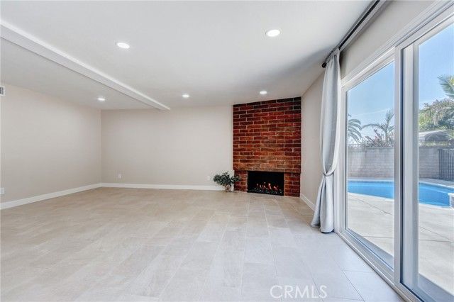 1761 N Coolcrest Avenue, Upland, CA 91784