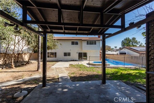 1761 N Coolcrest Avenue, Upland, CA 91784
