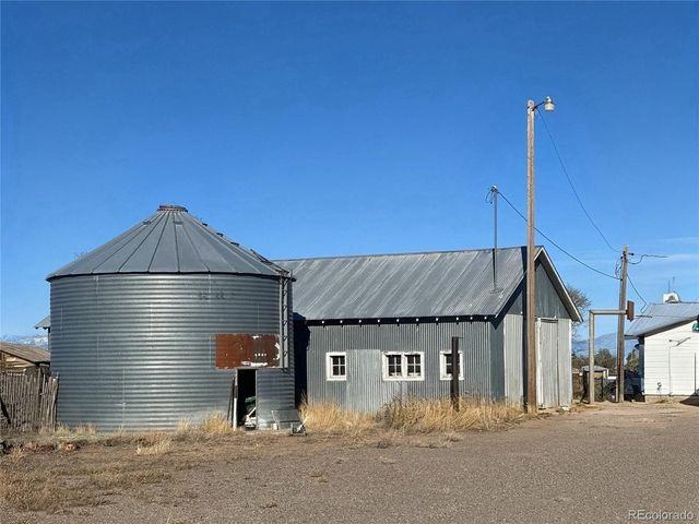 1099 W County Road 11, Center, CO 81125