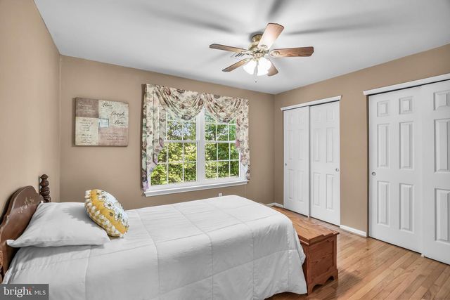 42 DEER HAVEN DR, Mullica Hill, NJ 08062