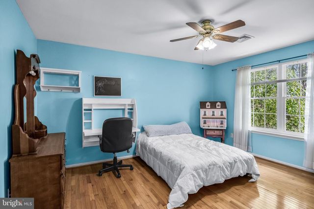 42 DEER HAVEN DR, Mullica Hill, NJ 08062