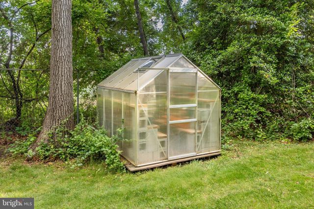 42 DEER HAVEN DR, Mullica Hill, NJ 08062