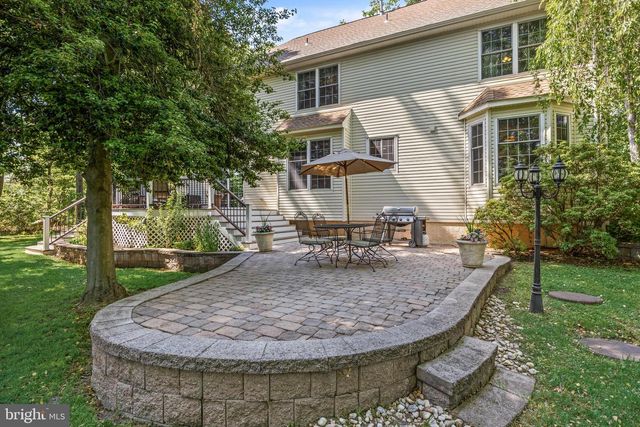 42 DEER HAVEN DR, Mullica Hill, NJ 08062