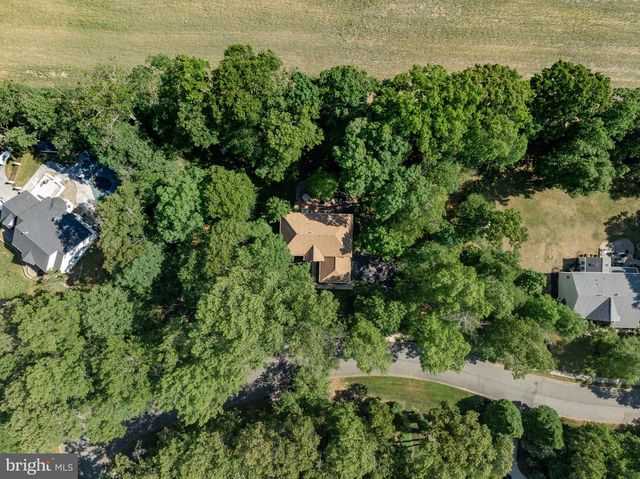 42 DEER HAVEN DR, Mullica Hill, NJ 08062