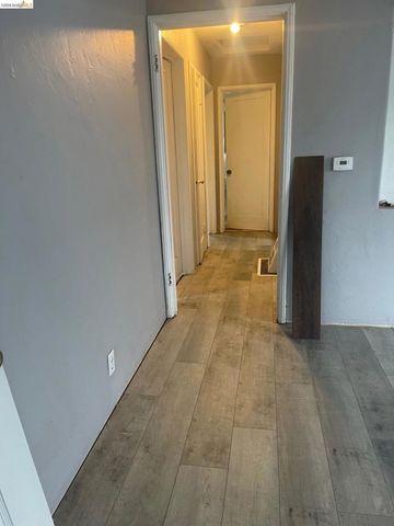1626 104th Ave, Oakland, CA 94603