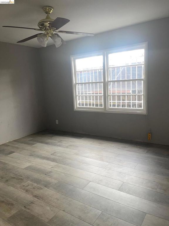 Image 7 of property listing at 1626 104th Ave, Oakland, CA 94603