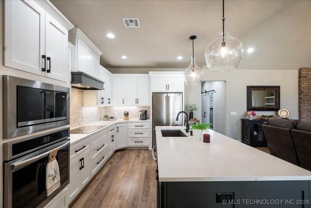 6203 S 307th East Court, Broken Arrow, OK 74014