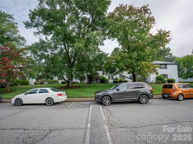 8 Units - 615 Biltmore Avenue, Asheville, NC 28803